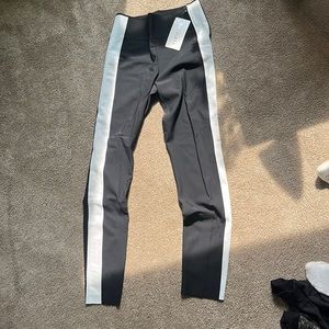Selling brand new athleta leggings